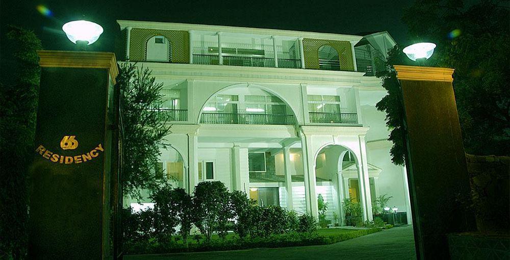 66 Residencey Jaipur Buitenkant foto